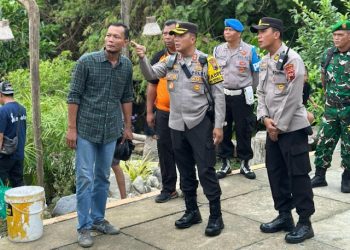 Pastikan Keamanan. Kapolres Sragen AKBP Petrus Parningotan Silalahi Turun Langsung ke Pantai Kun Gerit.