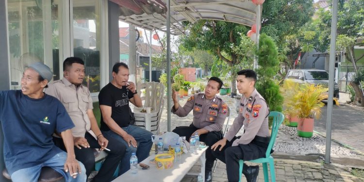 Selama Liburan Idul Fitri 1446 H. Tim Raimas Kalam Munyeng Polres Gresik Gencar laksanakan Giat Patroli. 