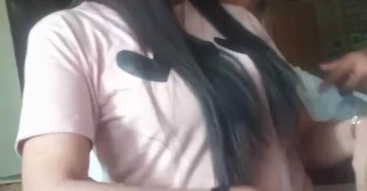 Diduga Mabuk dan Mesra dengan Wanita LC, Video Syur Mirip Kades Dungus Beredar