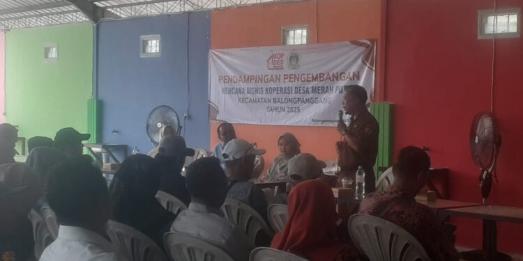 Warga Balong Panggang Antusias Hadiri Sosialisasi Pengembangan dan Pendampingan Koprasi Desa merah Putih di Desa Wahas