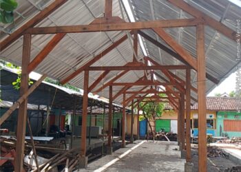 Proyek Renovasi Pasar Grati Diduga Tabrak Undang Undang No 14 Tahun 2008 dan Terkesan Proyek Siluman.