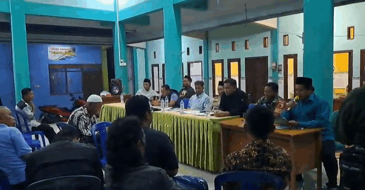 Geger….!! warga Desa Dungus menolak keras berdirinya tower BTS (Base Transceiver Station), di dekat pemukiman