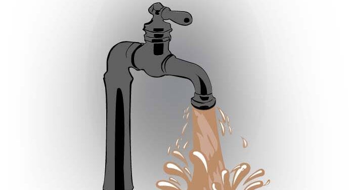 Warga Pandanagung, Soko, Tuban Mengeluh….! Air PDAM Kotor dan Airnya Berwarna Kecoklatan.